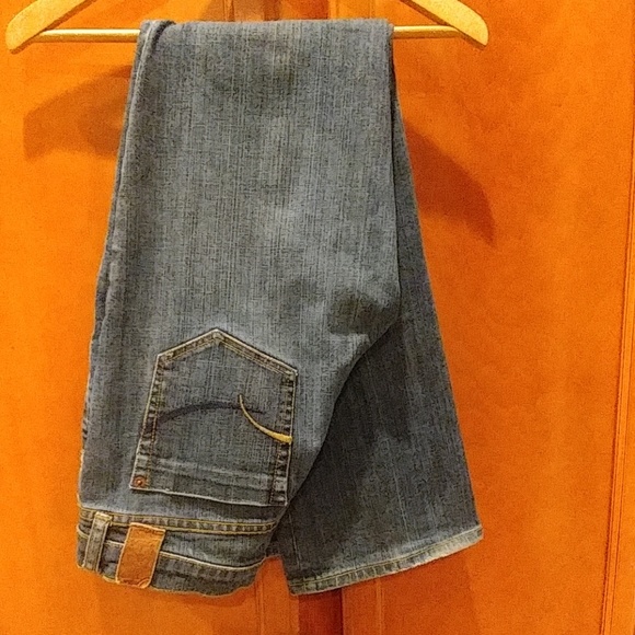 Tommy Bahama Indigo Palms Jeans - Picture 1 of 4